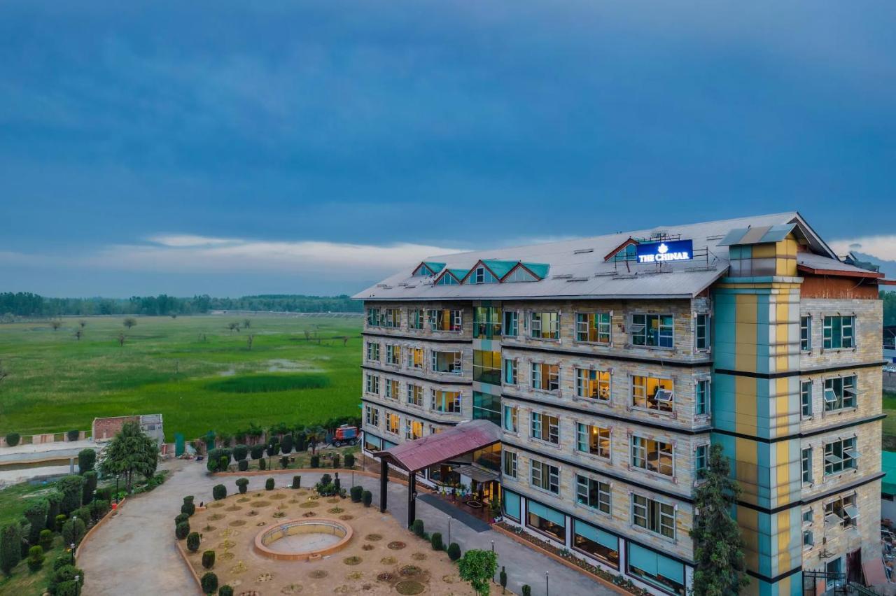 The Chinar Srinagar Hotel Exterior foto