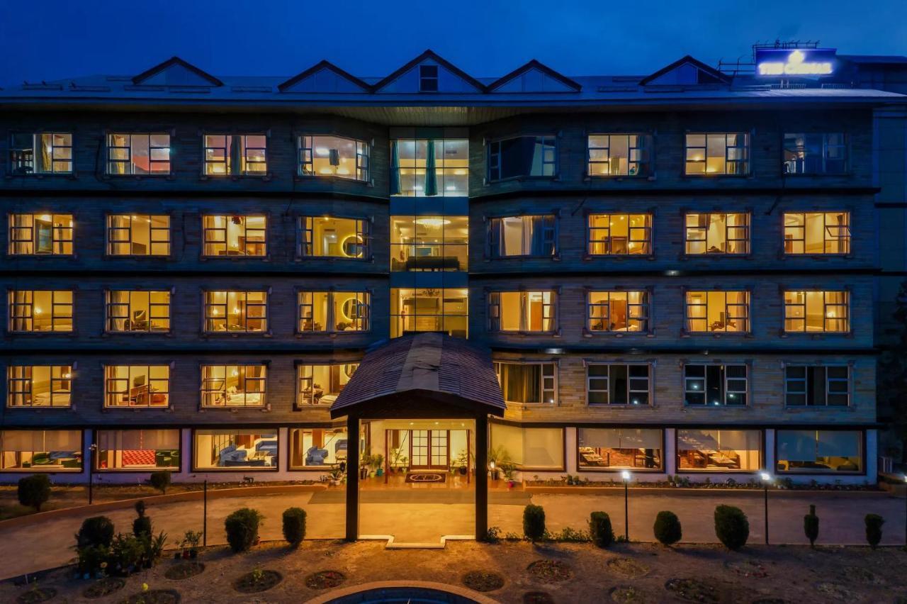 The Chinar Srinagar Hotel Exterior foto